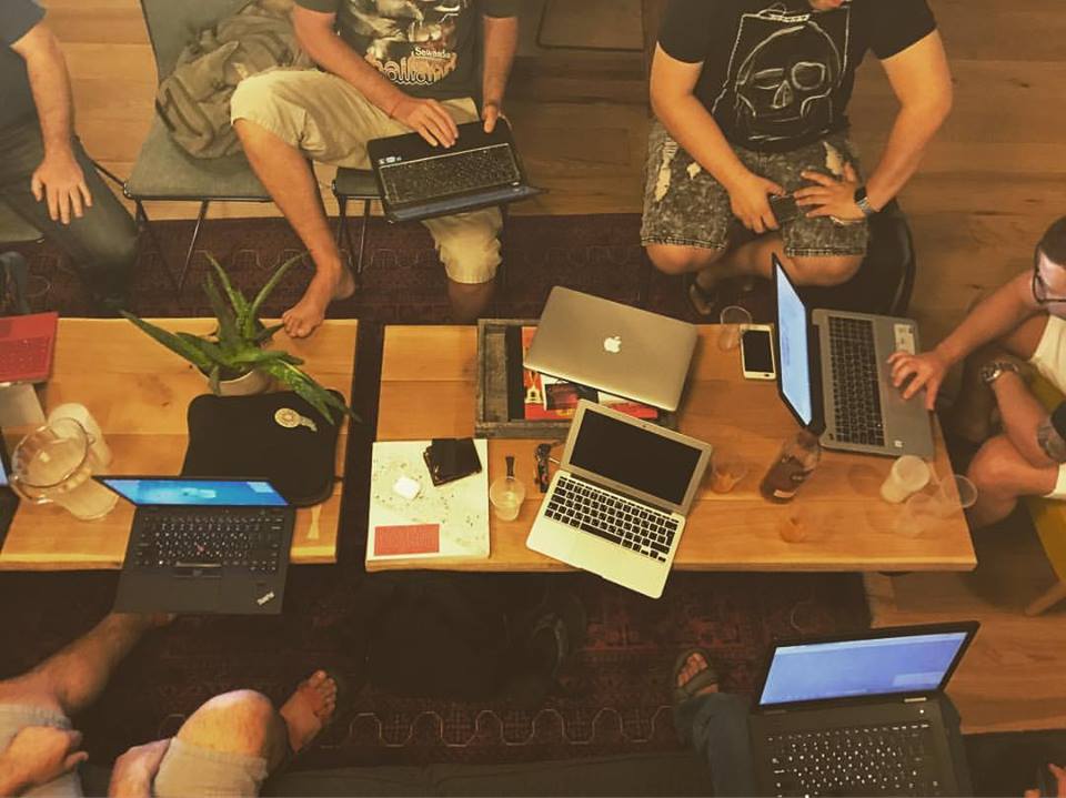 how-a-high-school-dropout-started-a-150k-month-online-courses-company
