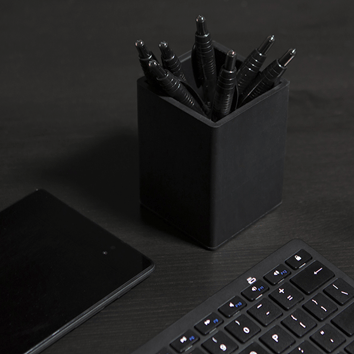 how-i-started-a-10k-month-amazon-fba-business-selling-pencil-holders
