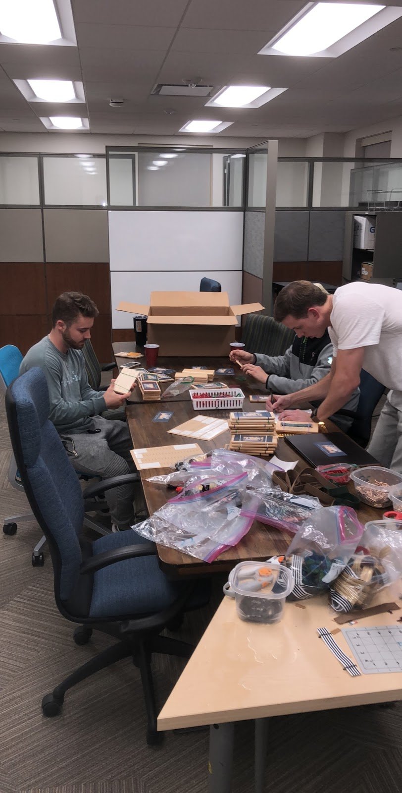 how-we-turned-20-into-a-100k-month-company-making-elastic-apple-watch-bands