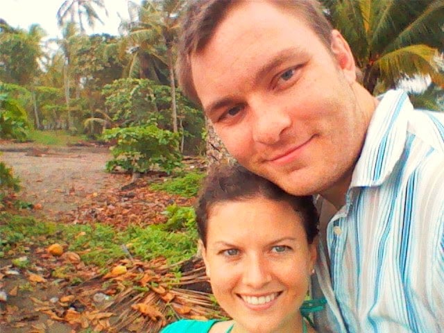how-we-started-a-100k-month-marketing-agency-during-our-honeymoon-in-costa-rica