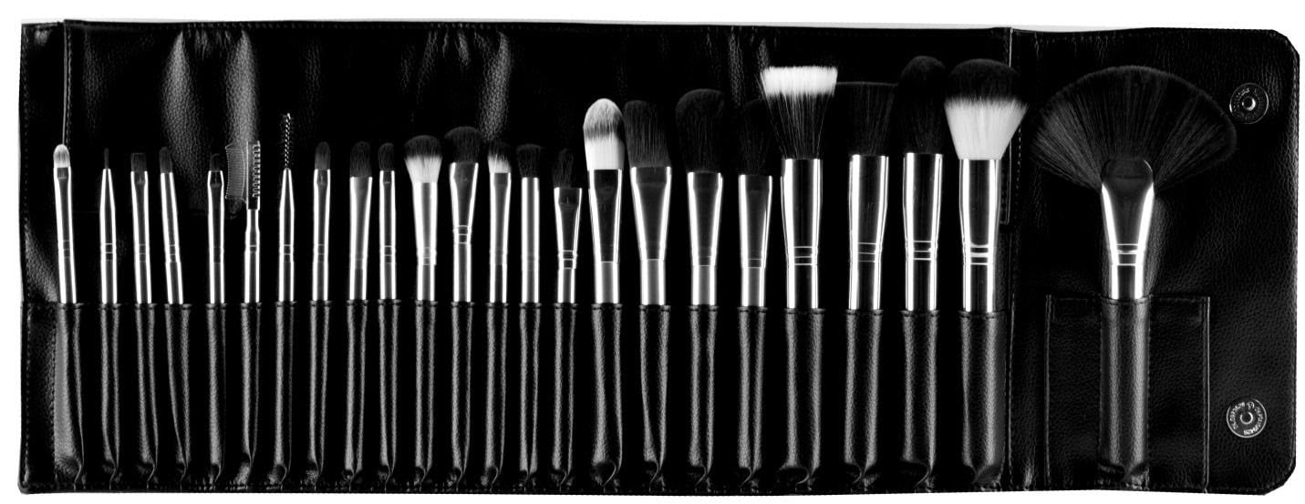 how-i-started-a-200k-month-online-makeup-academy