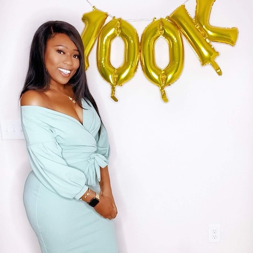 how-i-started-a-2k-month-side-hustle-selling-vacations