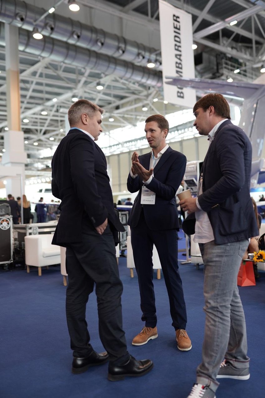 we-started-a-4-37m-year-private-jet-and-air-taxi-booking-service