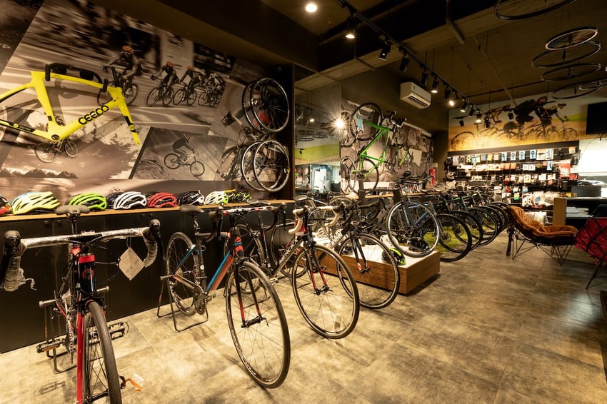 how-i-started-a-55k-month-chain-of-cycling-gear-retail-stores