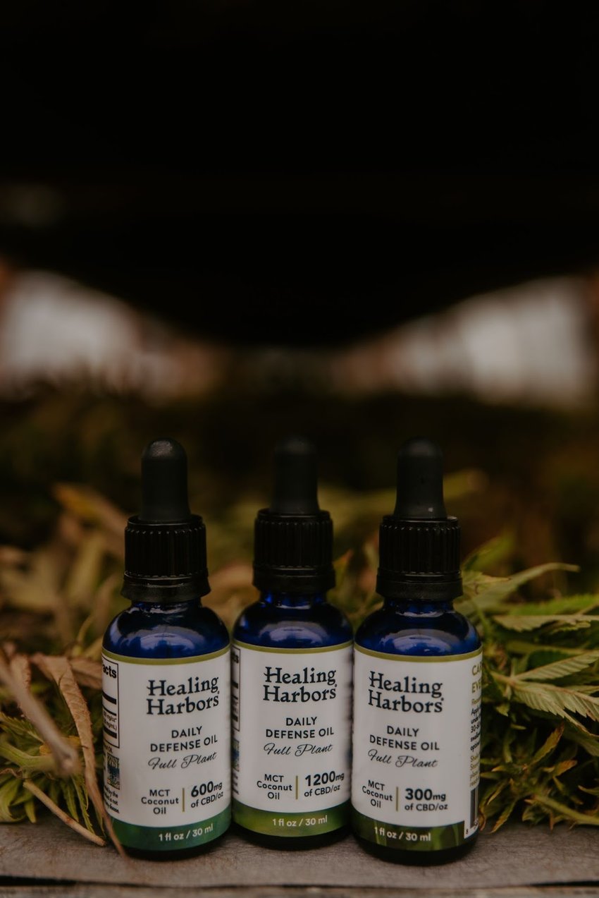 these-female-founders-started-a-216k-year-handcrafted-cbd-product